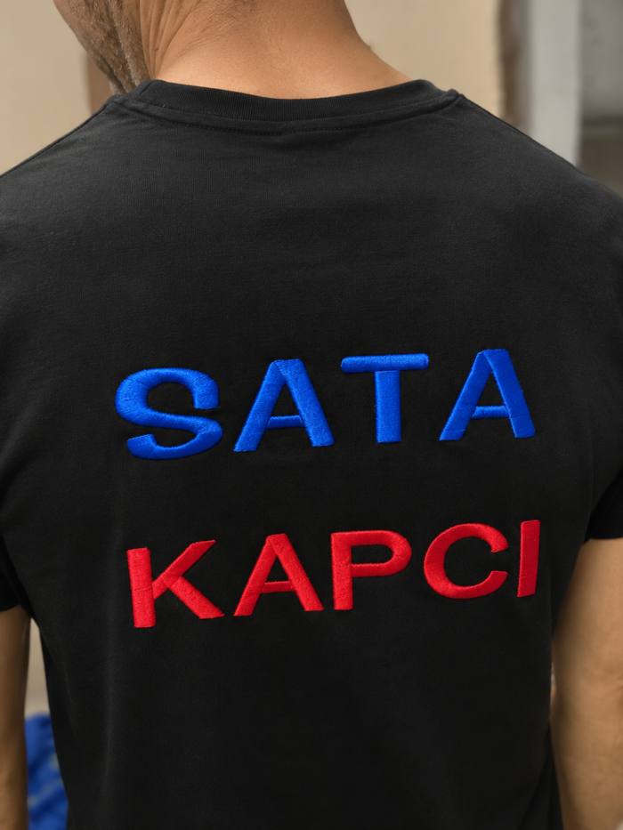 Тениска с 3D бродерия „SATA KAPCI“ - Image 3